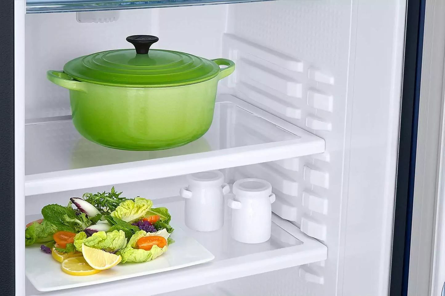 Samsung 183 L, 3 Star, Single Door Refrigerator with Toughened Glass Shelves