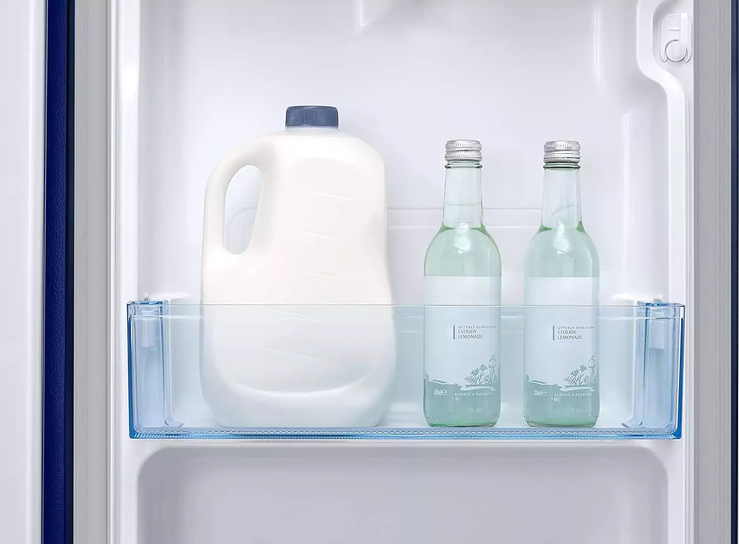 Samsung Refrigerator with store larger bottles